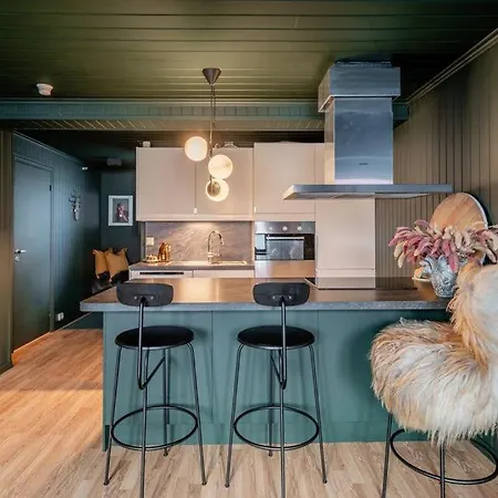 Modern Flat In Centre Apartment *